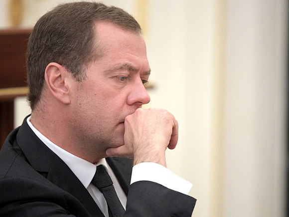 Медведеву сообщили о задержании Абызова