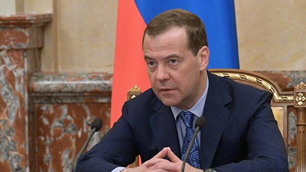 Медведев рассказал, как однажды получил двойку в четверти