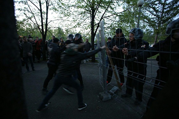 В Екатеринбурге на ночной акции протеста были задержаны 26 человек