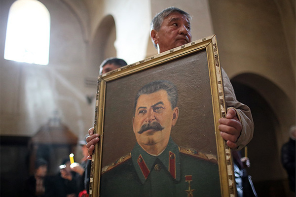 «Товарищ Сталин был очень хреновым менеджером»