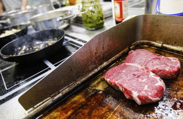 Лайфхак: как идеально приготовить говядину