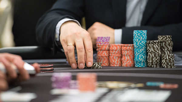 Кабмин рассмотрит предложения по борьбе с незаконными азартными играми